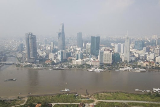 Sáng 7/8, ô nhiễm không khí bao trùm nhiều khu vực trên cả nước