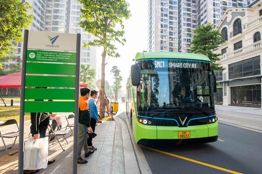 Hà Nội tăng cường 20 tuyến buýt phục vụ Triển lãm 80 năm Quốc khánh