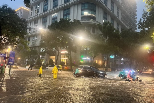 Dự báo thời tiết Hà Nội ngày 16/8/2025: Mưa to đến rất to