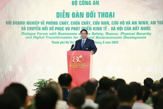 Thủ tướng: Nâng cao ý thức, trách nhiệm của hệ thống chính trị, xã hội trong công tác phòng cháy, chữa cháy