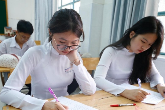 Lùi thời hạn công bố điểm chuẩn đại học