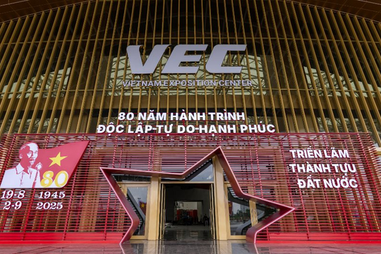Thay đổi địa điểm tổ chức Lễ Khai mạc Triển lãm thành tựu Đất nước