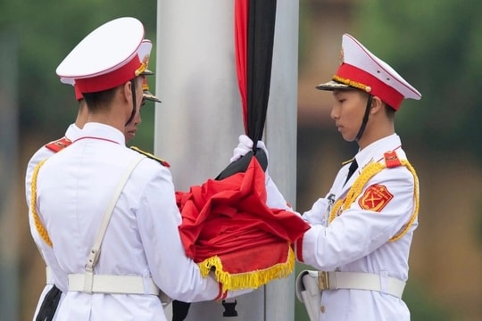 Không tổ chức quốc tang với lãnh đạo chủ chốt bị kỷ luật, thôi chức vụ