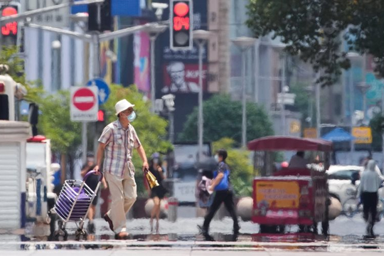 Mùa hè 2025: Trung Quốc, Anh, Nhật, Hàn đồng loạt phá kỷ lục nắng nóng