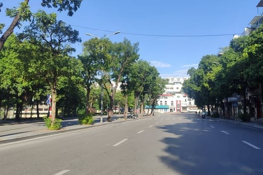 Dự báo thời tiết Hà Nội ngày 8/9/2025: Gió nhẹ, ngày nắng nóng