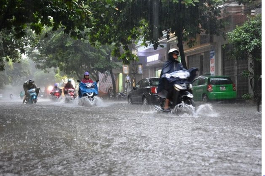 Dự báo thời tiết Hà Nội ngày 10/9/2025: Có mưa rào và dông rải rác