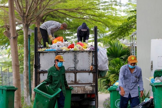 TPHCM triển khai tuần lễ thu gom chất thải nguy hại hộ gia đình