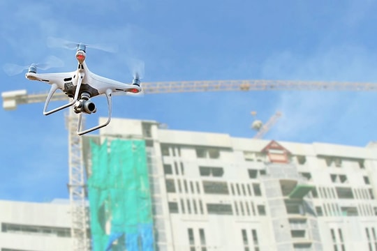 Dùng máy bay không người lái giám sát điểm gây ô nhiễm không khí