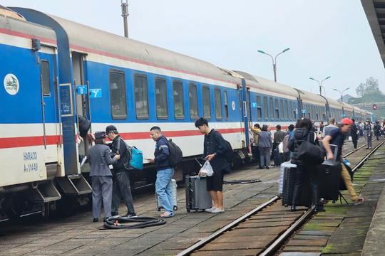 Ngành đường sắt giảm 10% giá vé cho tân sinh viên nhập học năm 2025
