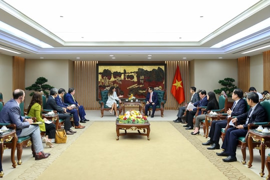 Thủ tướng đề nghị tập đoàn GE Vernova (Hoa Kỳ) mở rộng đầu tư nguồn và lưới điện tại Việt Nam
