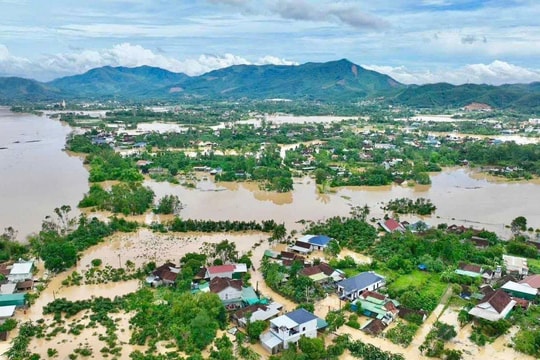 Nghệ An thiệt hại hơn 1.400 tỷ đồng sau bão số 10