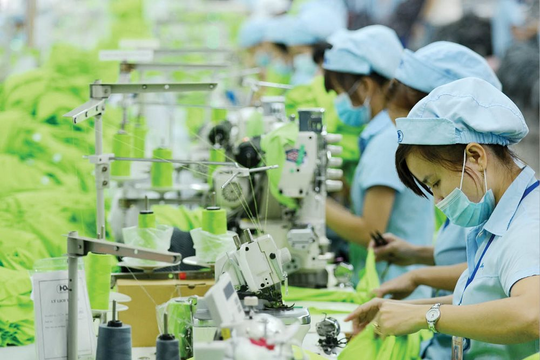 Xanh hóa sản xuất – từ cam kết khí hậu đến lợi thế cạnh tranh của doanh nghiệp Việt