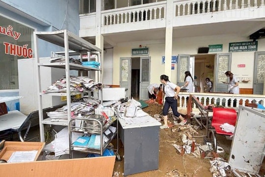 Sơn La: Một bệnh viện bị ngập sâu do ảnh hưởng bởi bão số 11