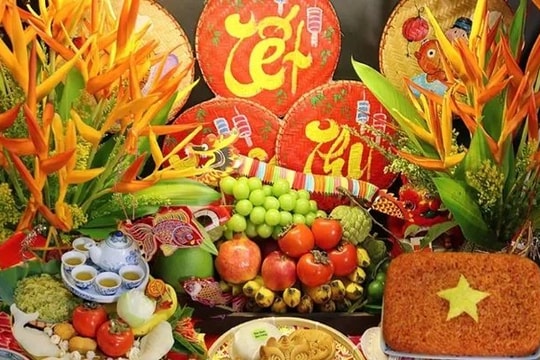 Văn khấn rằm tháng 8 âm lịch năm Ất Tỵ 2025 chuẩn nhất