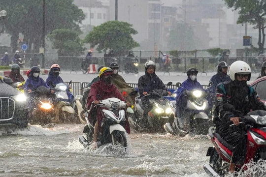 Dự báo thời tiết Hà Nội ngày 8/10/2025: Mưa to cục bộ, trời mát