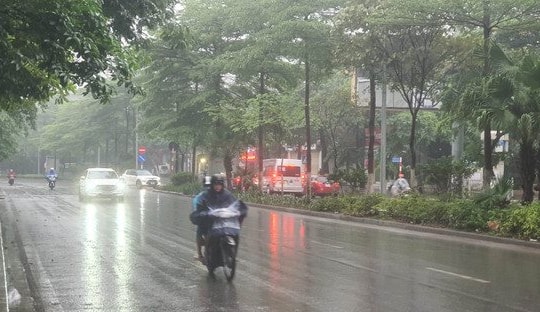 Dự báo thời tiết ngày 15/10/2025: Có mưa rào và dông vài nơi