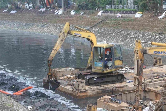 Chủ tịch Hà Nội: Không nạo vét sông hồ do không có chỗ đổ bùn đúng quy định