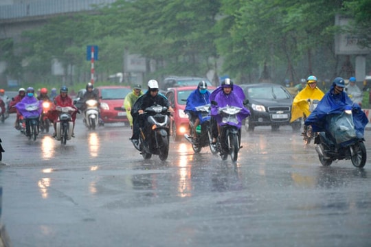 Hà Nội sẽ chịu tác động ra sao khi mưa kéo dài nhiều ngày?
