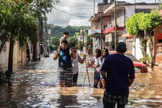 Mexico: Gần 200 người thiệt mạng và mất tích vì mưa lũ lớn
