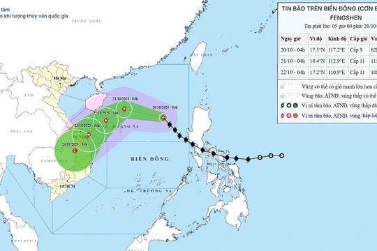 Bão số 12 tăng tốc, hướng vào Trung Trung Bộ