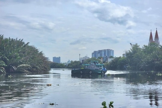 TP.HCM đẩy nhanh chỉnh trang đô thị khu vực ven kênh, rạch