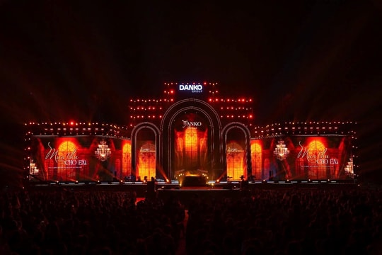 “Danko Symphony #2 - Mùa thu cho em” – Đêm thu rực rỡ tại Danko Riverside “Danko Symphony #2 - Mùa thu cho em” – Đêm thu rực rỡ tại Danko Riverside