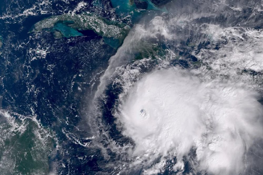 Sau khi quét qua Jamaica, siêu bão Melissa mạnh nhất thế giới năm 2025 di chuyển về phía Cuba Sau khi quét qua Jamaica, siêu bão Melissa mạnh nhất thế giới năm 2025 di chuyển về phía Cuba