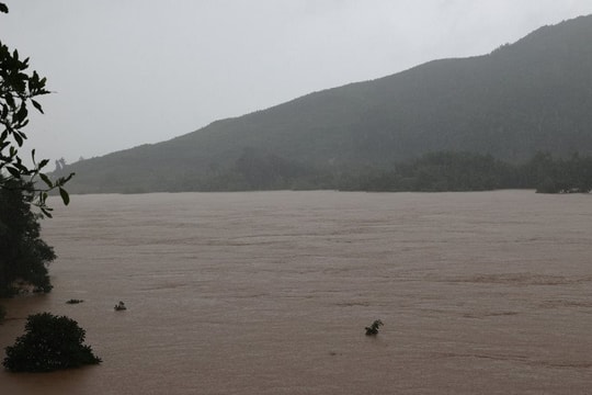 Lũ trên sông Thu Bồn có thể vượt mốc lịch sử năm 1964 Lũ trên sông Thu Bồn có thể vượt mốc lịch sử năm 1964