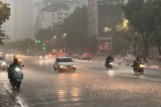 Dự báo thời tiết Hà Nội ngày 2/11/2025: Trời lạnh, có mưa rải rác