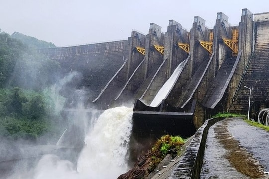 Bộ Công thương yêu cầu đảm bảo an toàn hồ chứa thủy điện và vùng hạ du
