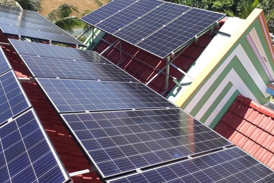 Hỗ trợ tối đa 2 triệu đồng cho hộ gia đình lắp điện mặt trời mái nhà
