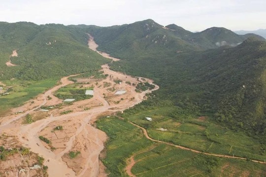 Lâm Đồng yêu cầu rà soát, dừng trữ nước tại các hồ chứa của Công ty Trang Trại Việt trên núi Tân Lai