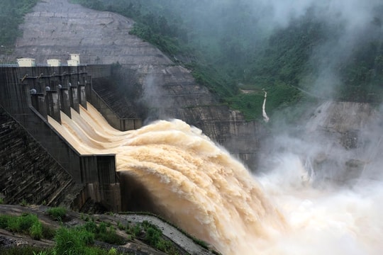 Vi phạm quy định vận hành cắt, giảm lũ bị phạt tới 500 triệu đồng