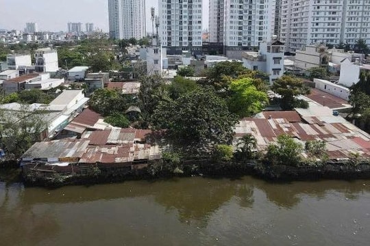 Hơn 9.200 tỷ đồng nạo vét rạch Bà Lớn, giảm ngập khu Nam Sài Gòn