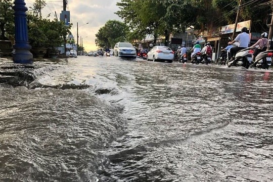 Cảnh báo ngập úng do triều cường tại Đông Nam Bộ và ven biển Bắc Bộ