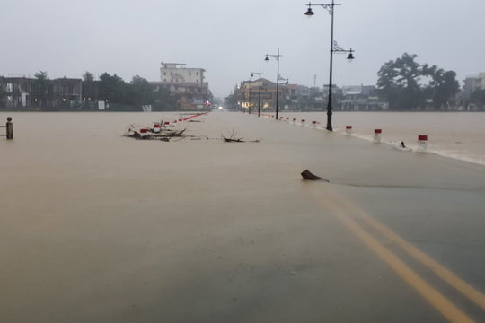 Huế chủ động triển khai phương án ứng phó mưa lớn trên 1.000mm