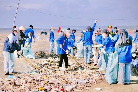 Nghệ An triển khai phong trào “Vì một Việt Nam sáng - xanh - sạch - đẹp”