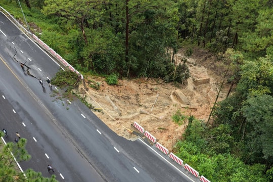Lâm Đồng công bố tình huống khẩn cấp sau sạt lở lớn trên đèo Prenn