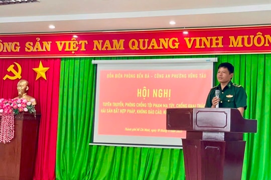 Đồn Biên phòng Bến Đá tuyên truyền phòng chống ma túy và chống khai thác IUU cho ngư dân
