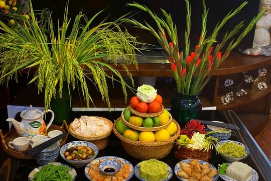 Văn khấn mùng 1 tháng 10 âm lịch năm Ất Tỵ 2025 chuẩn nhất