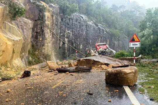 Hỗ trợ 50 tỷ đồng cho Khánh Hòa khẩn cấp khắc phục hậu quả mưa lũ
