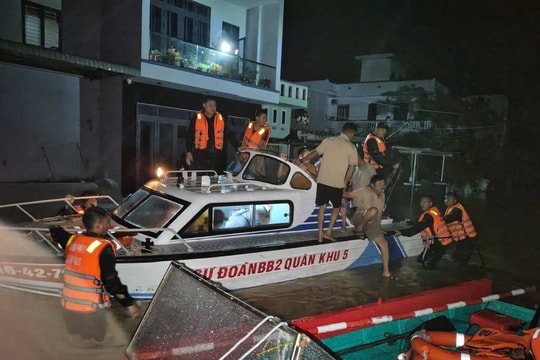 Gia Lai: Hơn 19.200 nhà bị ngập trên 1,5 m, thiệt hại sơ bộ hơn 1.000 tỷ đồng