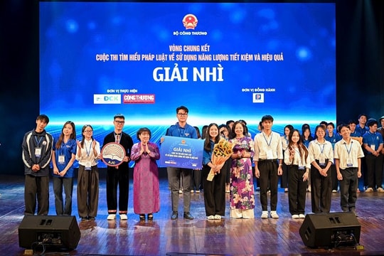 Thông điệp xanh lan tỏa từ sân chơi pháp luật về năng lượng