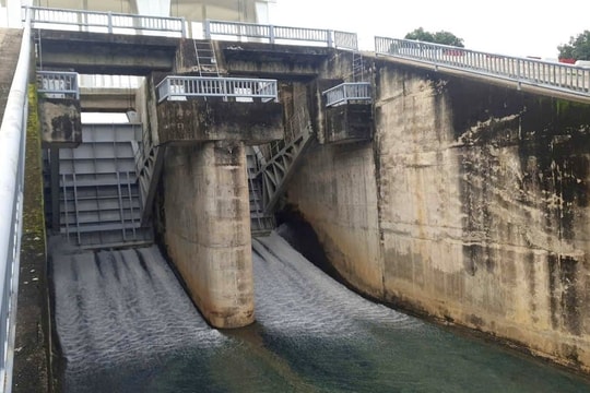 Nhiều công trình thủy lợi Trung Bộ hư hỏng nặng sau mưa lũ