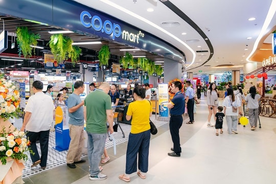 Vincom Mega Mall Royal Island tung loạt ưu đãi hấp dẫn khởi động mùa lễ hội - mua sắm cuối năm