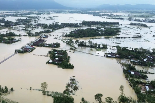 Lũ lịch sử tại Nam Trung Bộ: Khi dự báo chính xác vẫn chưa đủ trước cực đoan khí hậu