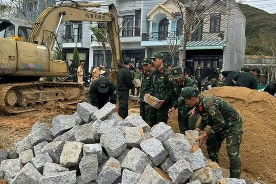 Thực hiện "chiến dịch Quang Trung", Gia Lai xây 100 căn nhà cho người dân vùng lũ