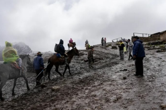 Peru: Lở đất nhấn chìm thuyền khiến hàng chục người chết, mất tích