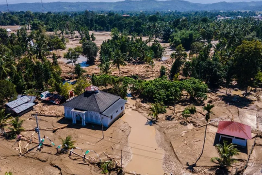 Giải mã hiện tượng bão bất thường và lũ cực đoan đang tàn phá nhiều quốc gia châu Á
