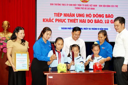 TP.HCM tiếp nhận thêm hơn 20 tỷ đồng hỗ trợ đồng bào vùng bão lũ